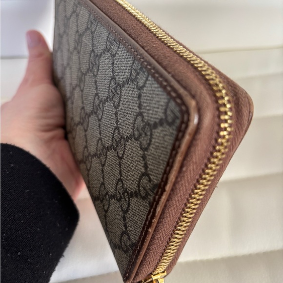 Gucci Brown and Gold Wallet - Picture 3 of 11
